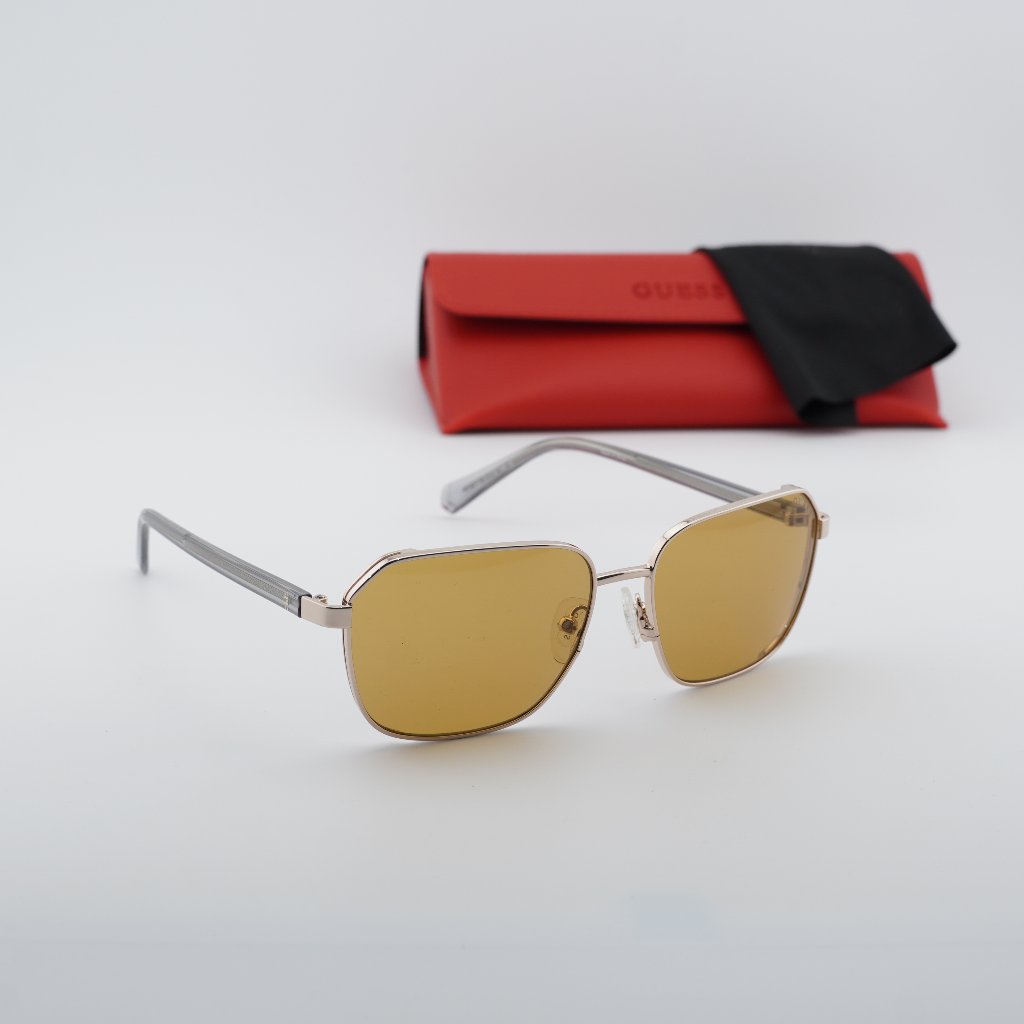 Guess Gu00117 32e Square Sunglasses 57mm - Gold/Brown